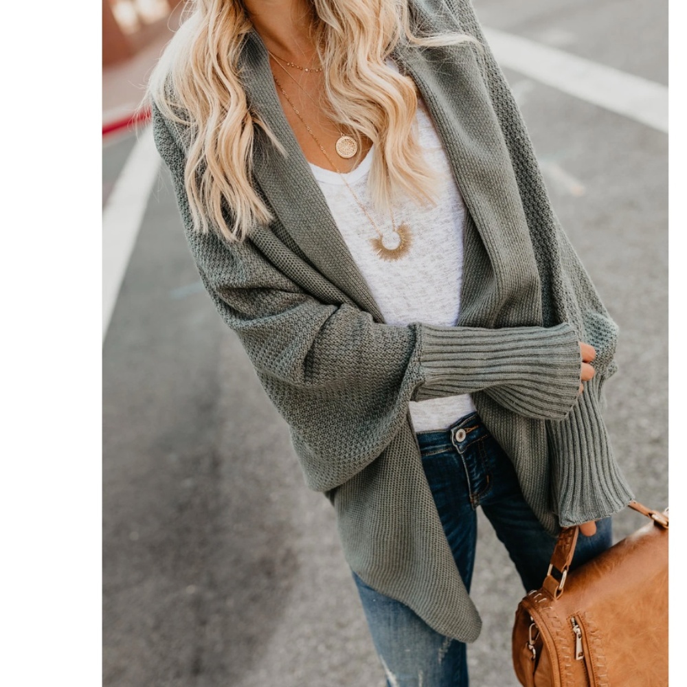 ASTRISA Dolman Sleeve Knit Cardigan